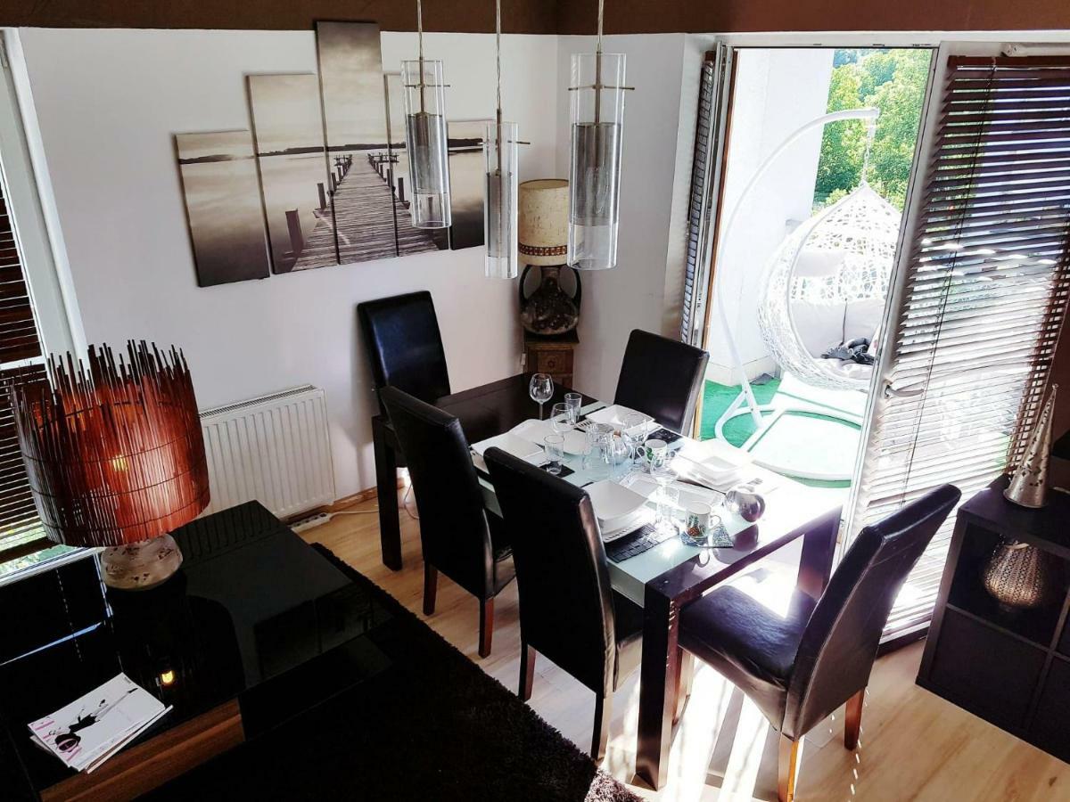 Warsaw King Size Apartment Exterior foto
